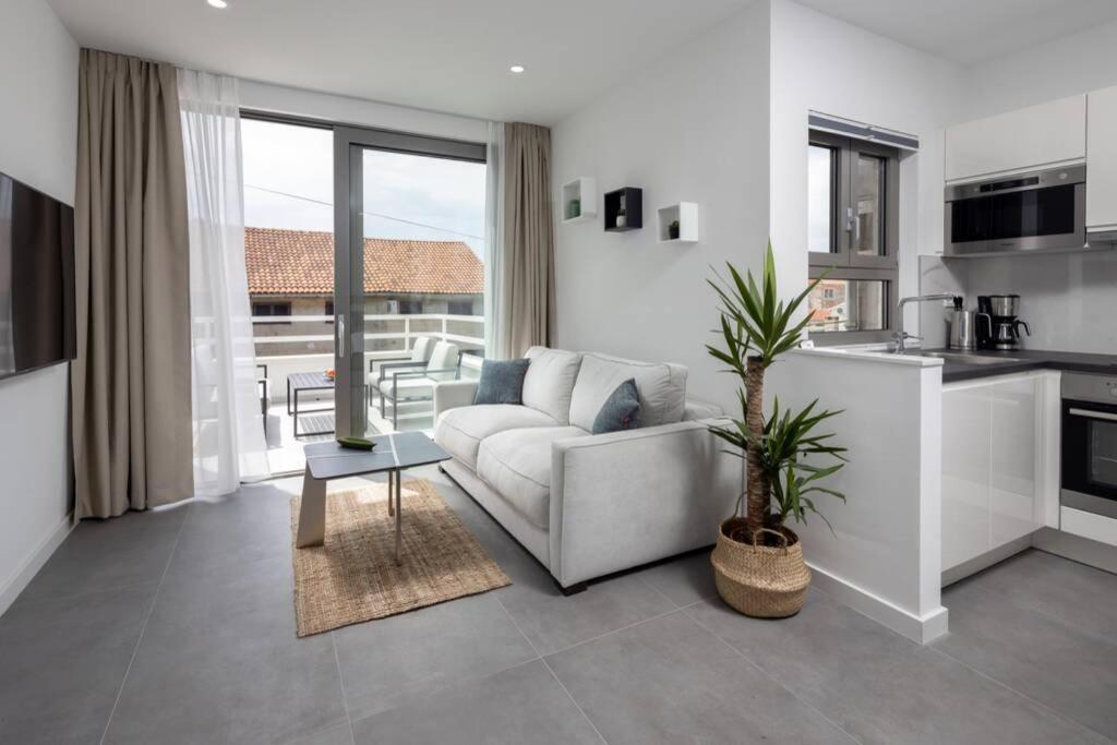 Holiday In Bol **** Green Apartment Exterior photo